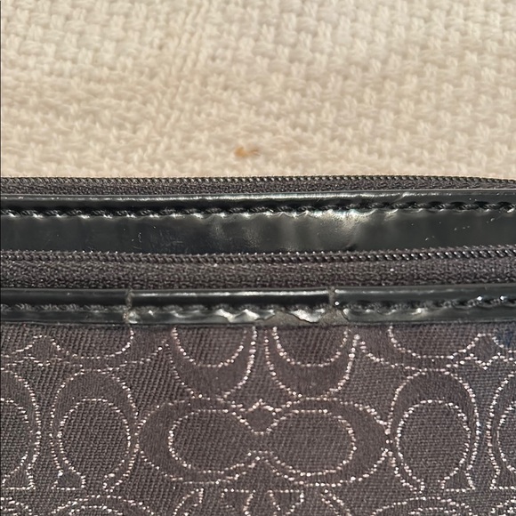 COACH Black Signature Wristlet Clutch - Picture 4 of 4